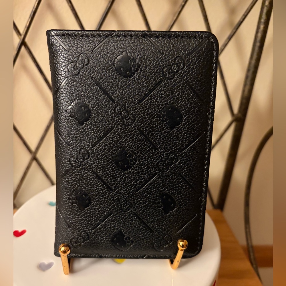 Sanrio Hello Kitty Passport Holder - Picture 2 of 6